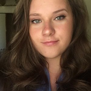 Meet your Posher, Irina